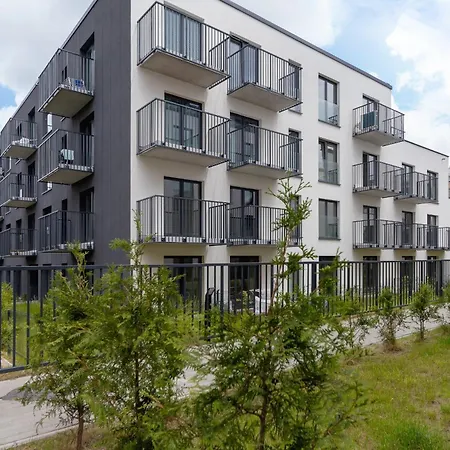 Kielkowskiego Modern & Comfy With Balcony Cracow By Renters