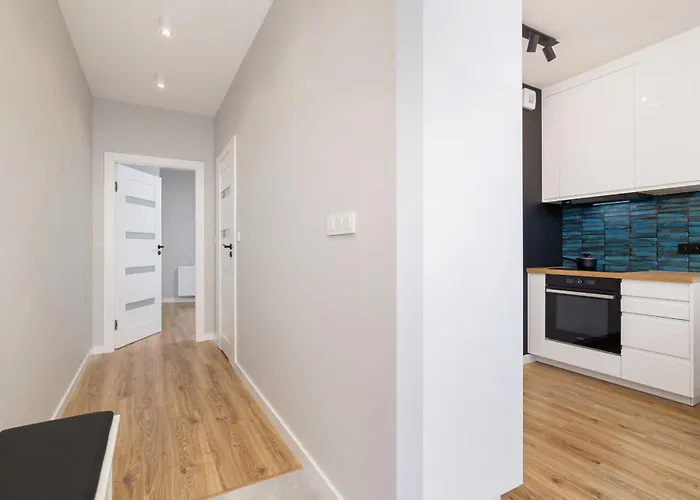 Kiełkowskiego Modern&comfy With Balcony Cracow By Renters Apartament *